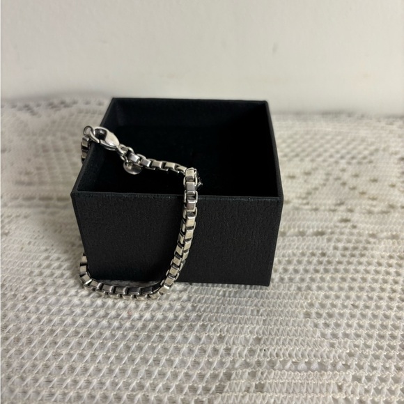 Tiffany & Co Sterling Silver Venetian Box Link Bracelet - Picture 5 of 10